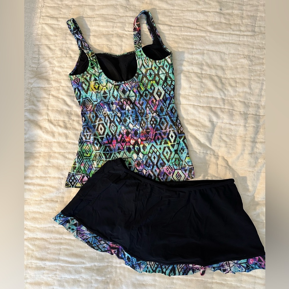 Patterned Tankini Swim Set - Picture 2 of 4